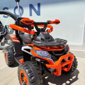 Auto a batería para niños Lusqtoff